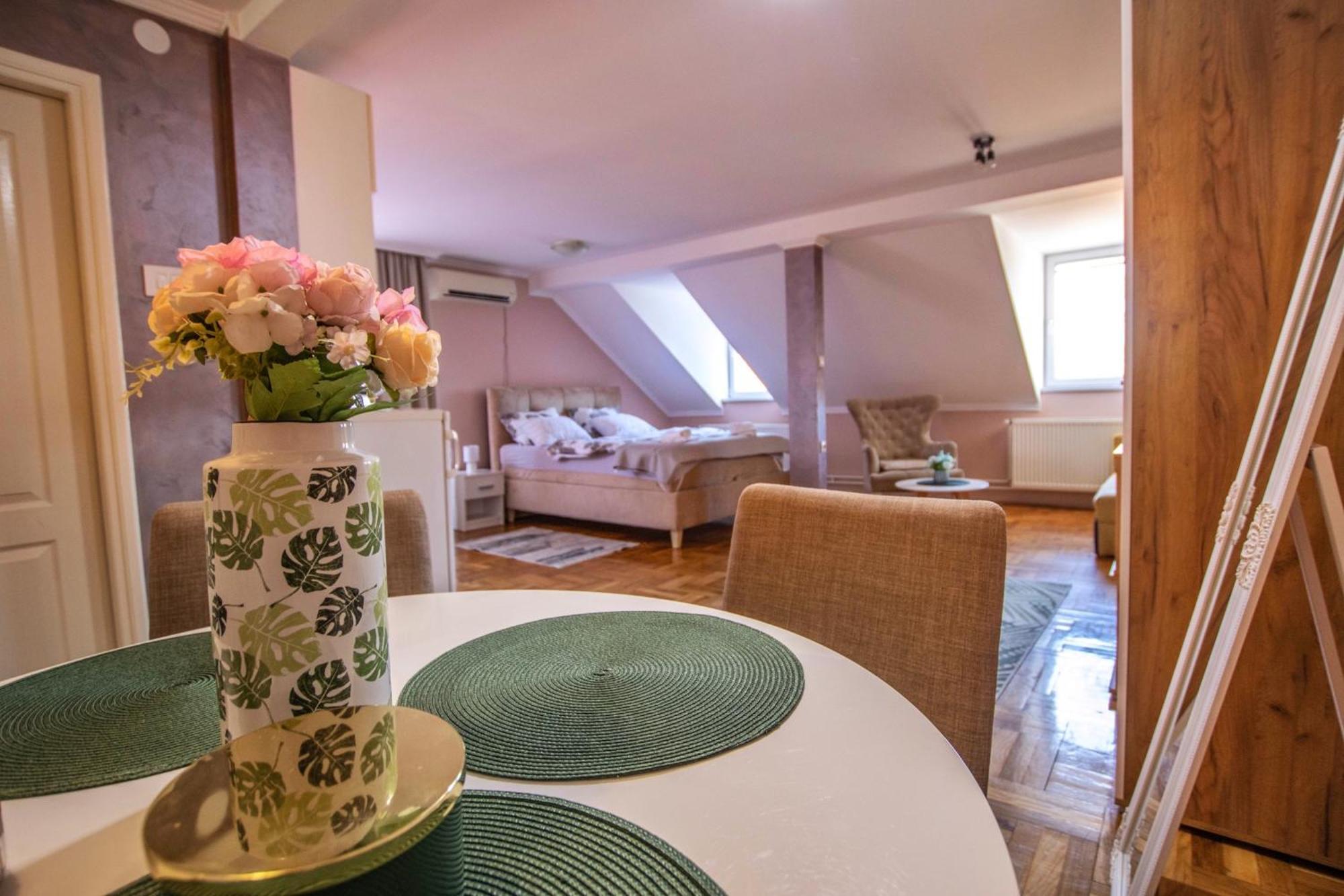 Garden Apartment スボティツァ エクステリア 写真